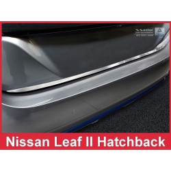 Lišta hrany zadných dverí Nissan Leaf 2