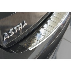 Kryt prahu zadných dverí Opel ASTRA K