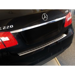 Kryt prahu zadných dverí Mercedes E Class W212 Limousine