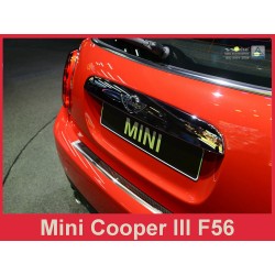 Kryt prahu zadných dverí Mini Cooper III F56 - nerez / červený karbon