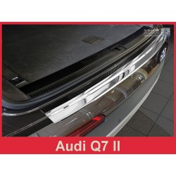 Kryt prahu zadných dverí Audi Q7 II nerez / čierny karbon